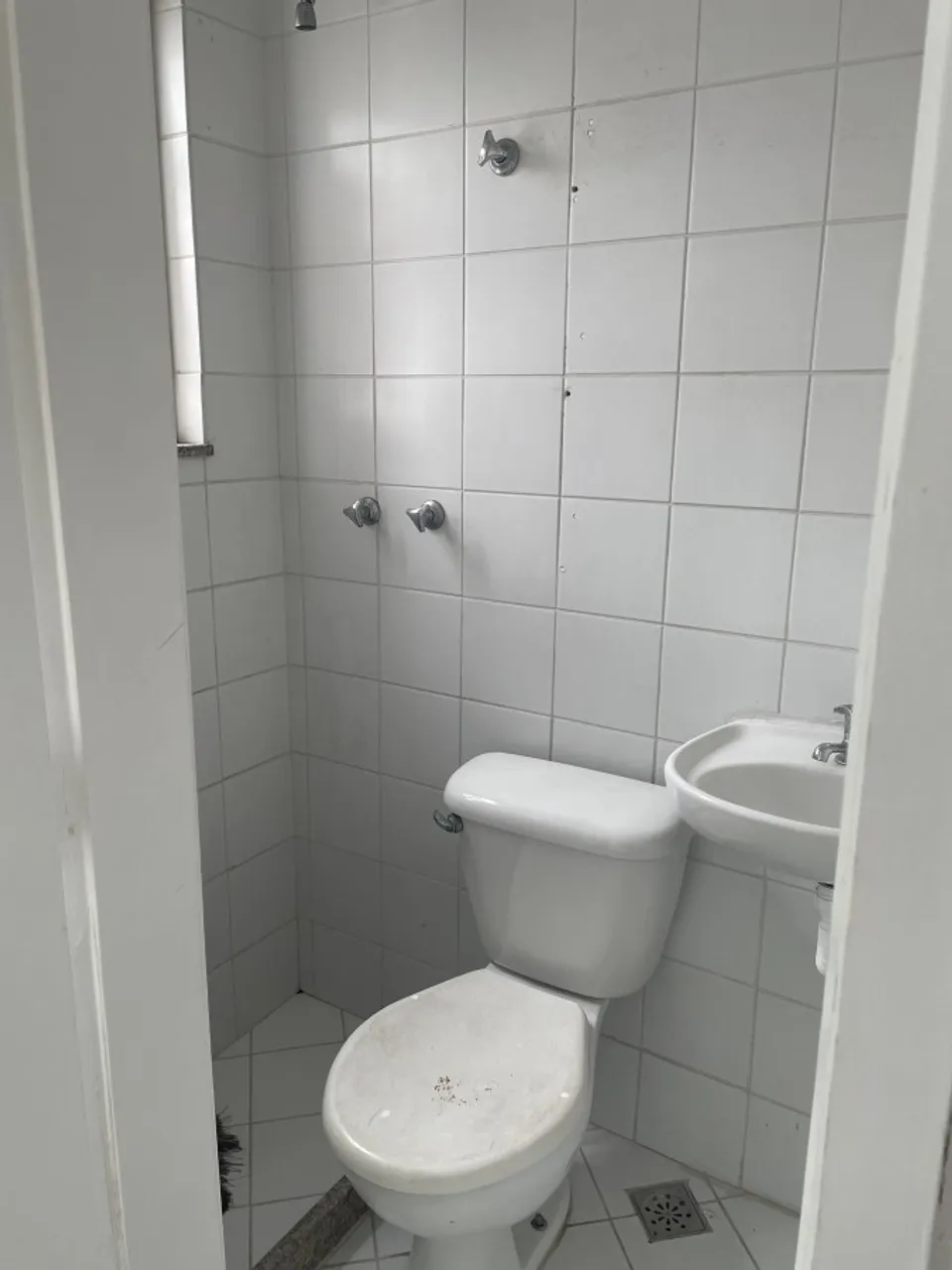 Apartamento com 3 dormitórios e 3 banheiros e área de serviço — photo 5