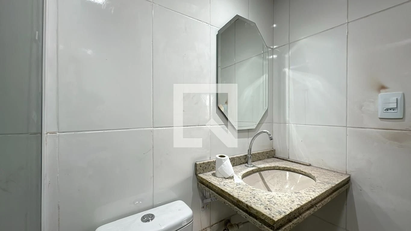 27 m² studio in Curitiba — photo 4