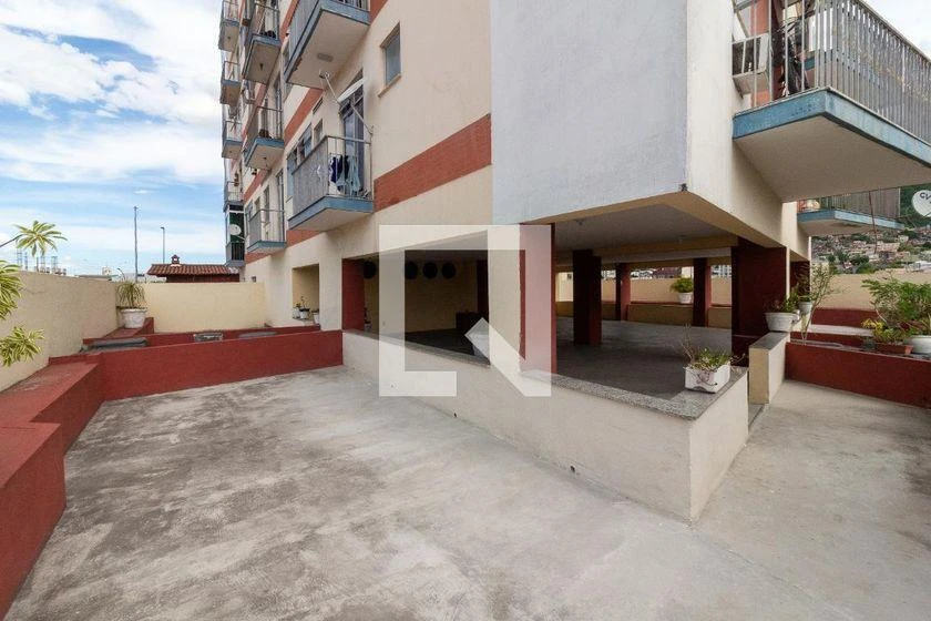 Apartamento de 3 dormitorios, 80 m² y balcón — photo 47