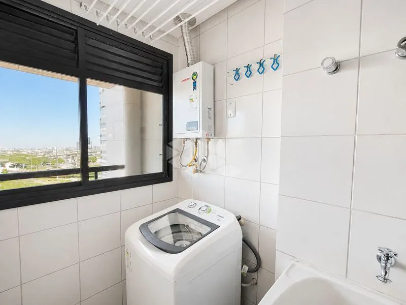 Home office in a 3-bedroom apartment, 98 m² — photo 18