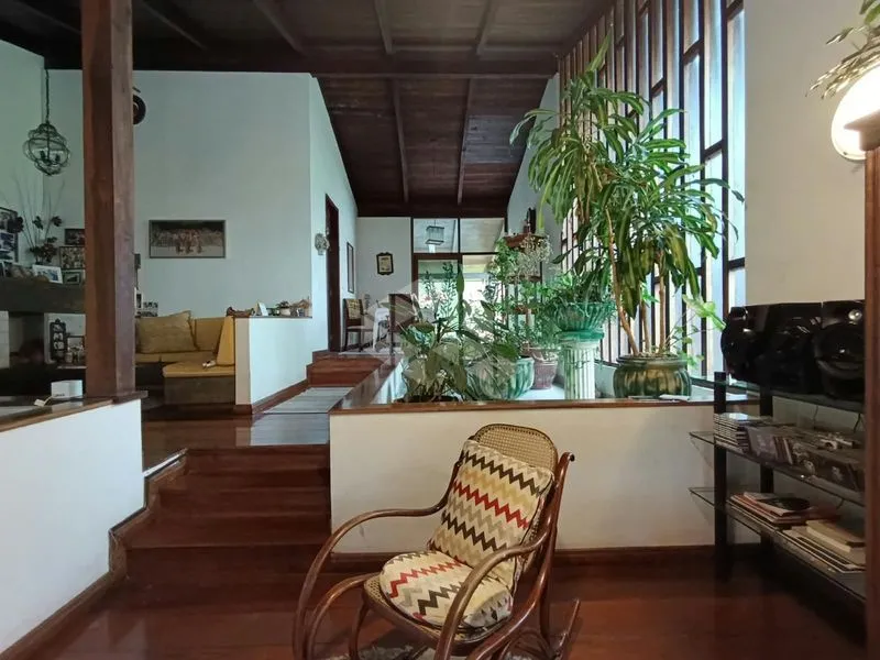 House, 600 m², with a bathtub — photo 6