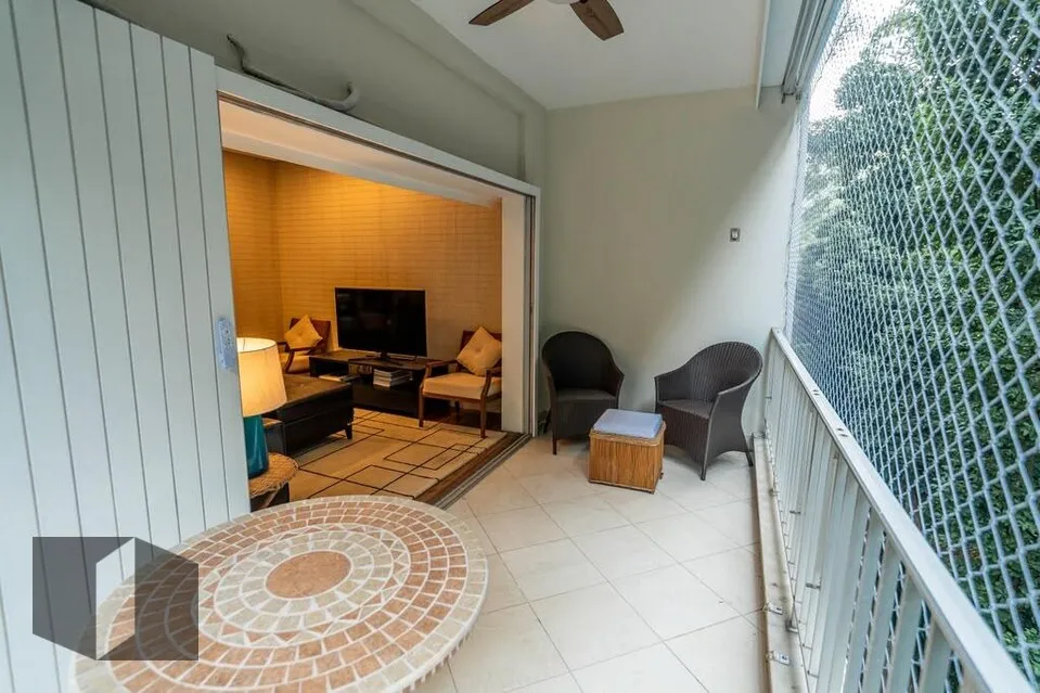 Apartamento com 4 quartos e cozinha fechada a gás — photo 10