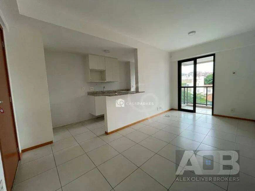 1-bedroom apartment with open-plan gas kitchen — photo 4