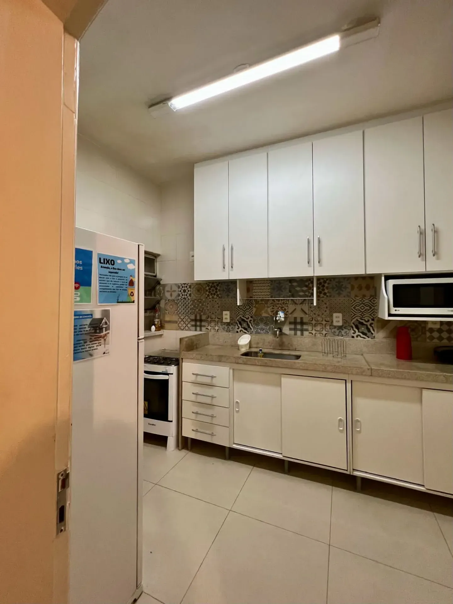 Furnished apartment with 3 bedrooms and a gas kitchen — photo 21
