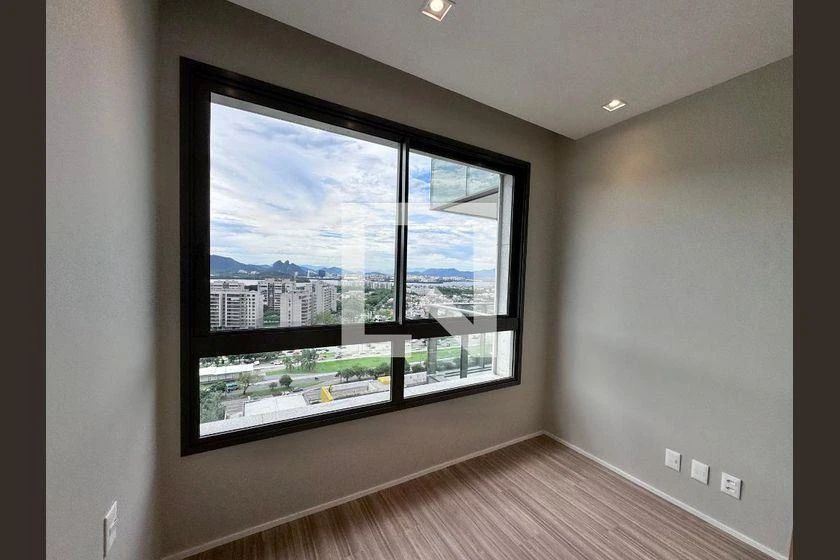Rental apartment with 3 en-suite bedrooms and 130 m² — photo 43