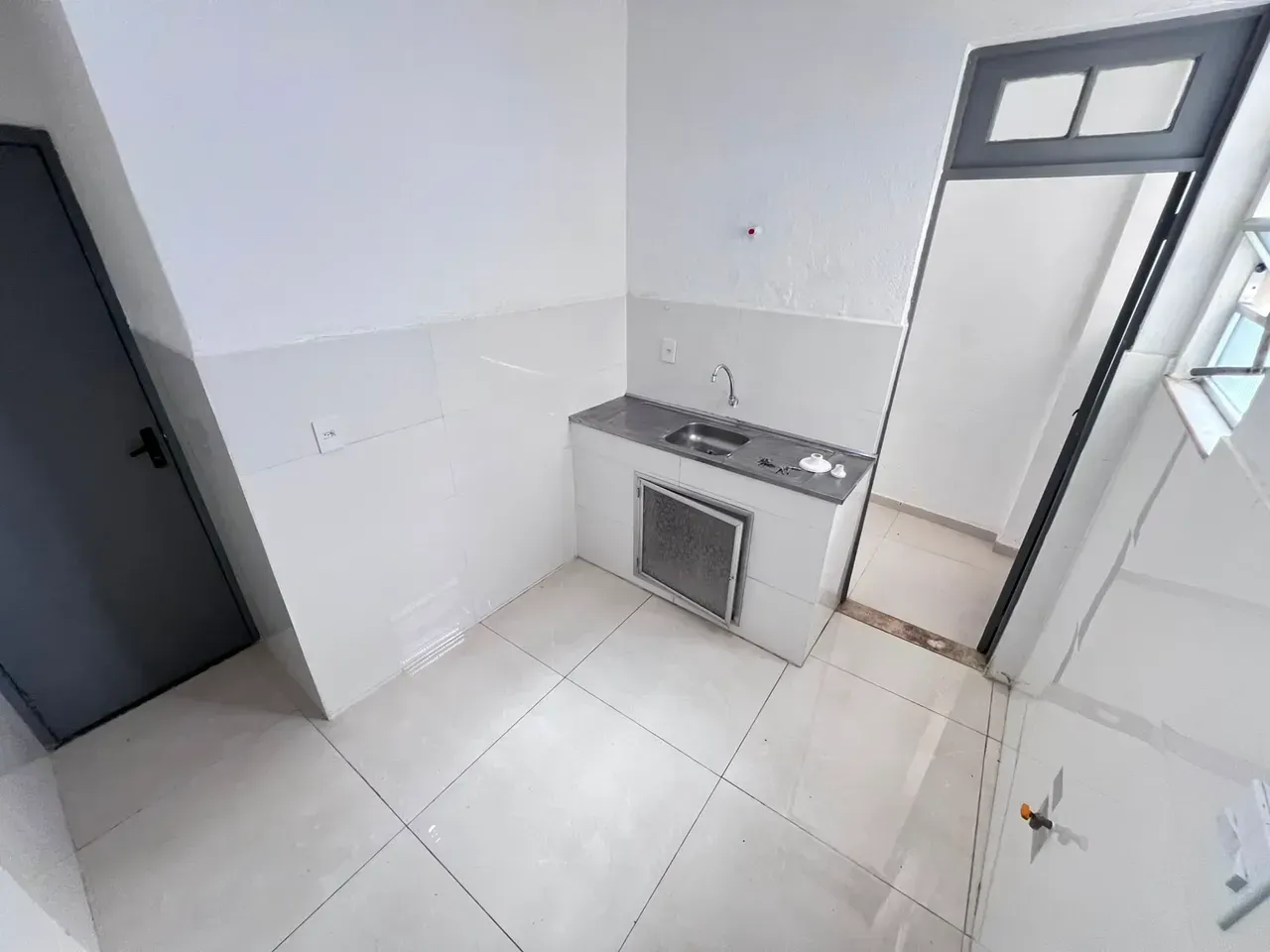 Apartamento com 2 quartos e 2 banheiros sem vaga — photo 2