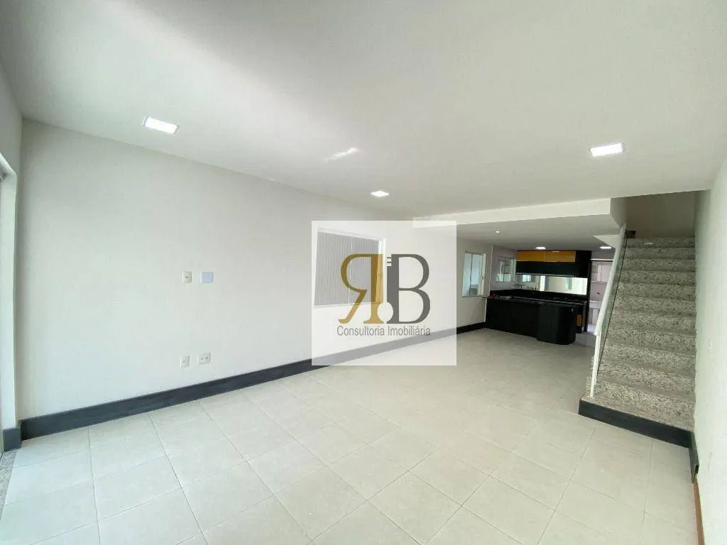 House with 4 bedrooms and open-plan gas kitchen — photo 4