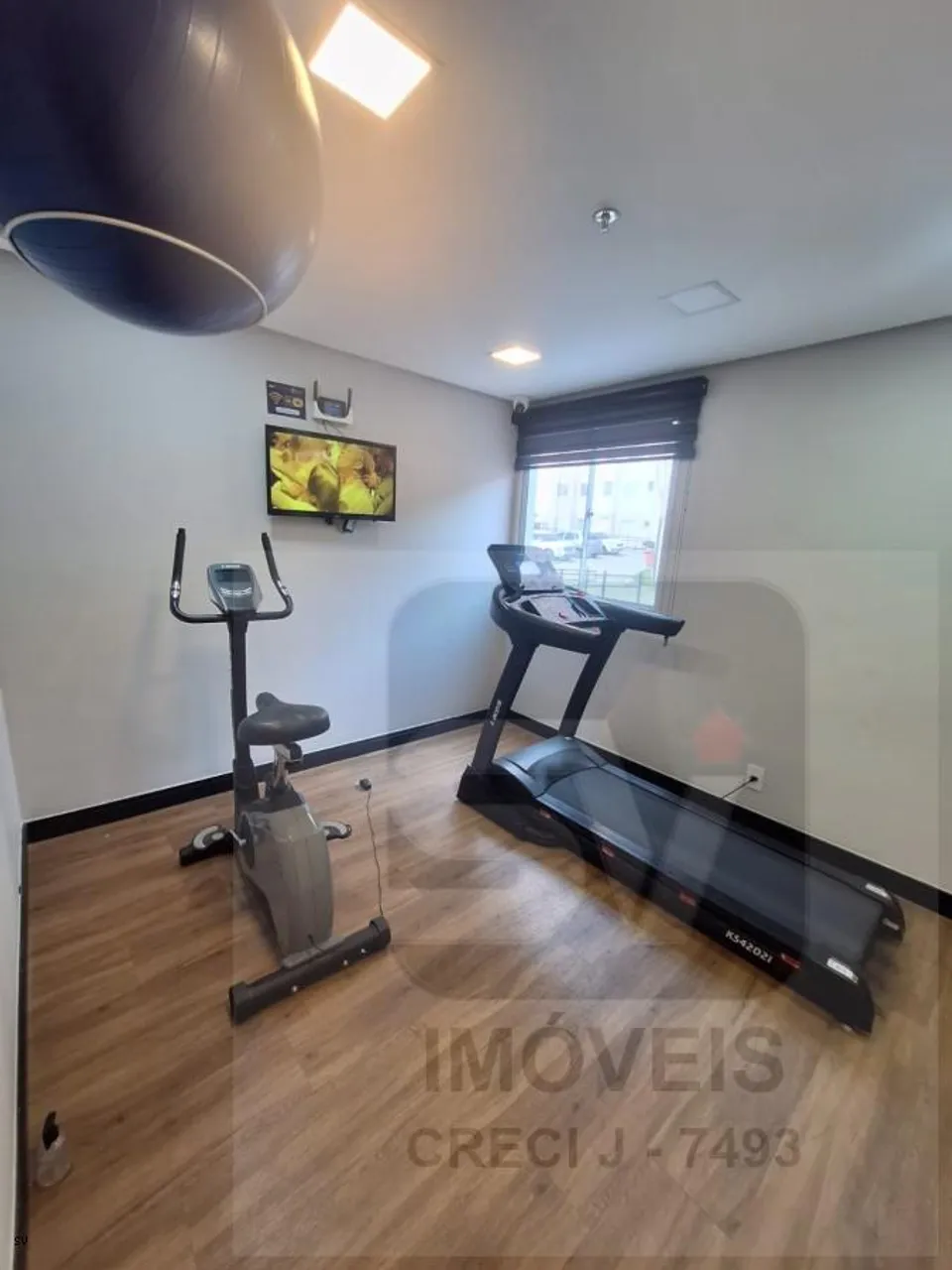 Apartment with closed kitchen and gas stove, 2 bedrooms — photo 8