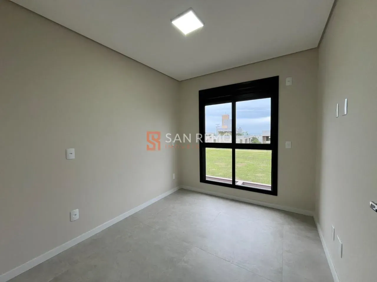 3-bedroom house with a garden in Florianópolis — photo 17