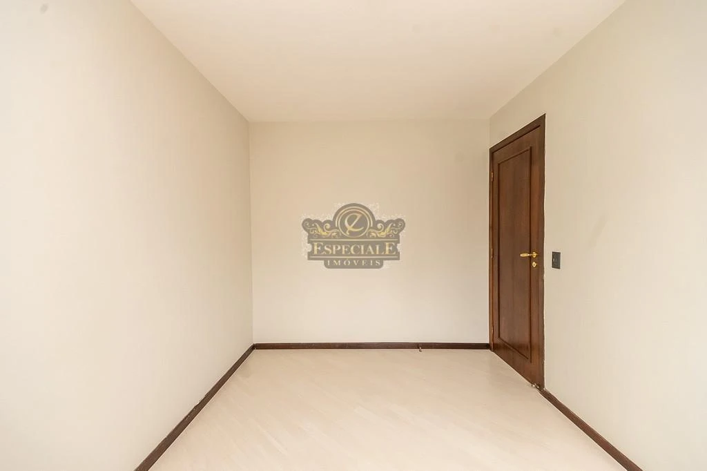 167 m² apartment with a grill on the balcony and a bathtub — photo 26