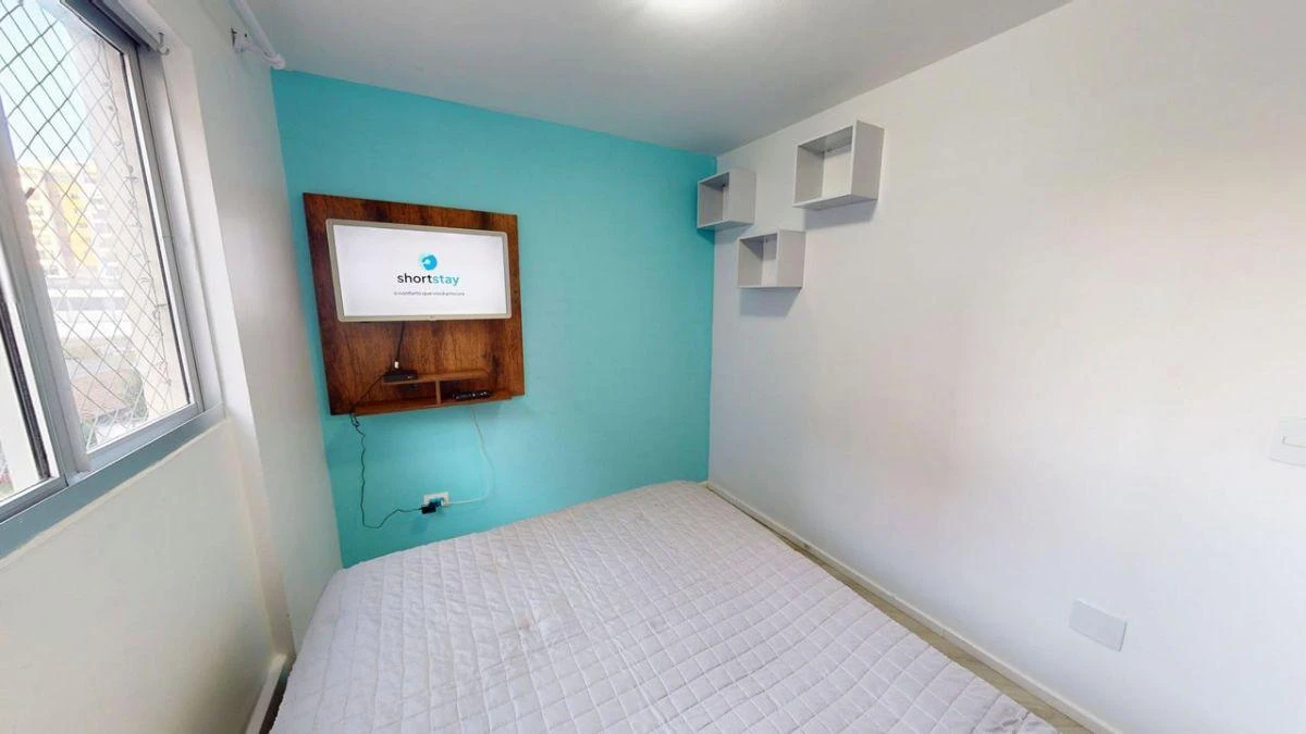 Home office in a 2-bedroom apartment, 35 m² — photo 17