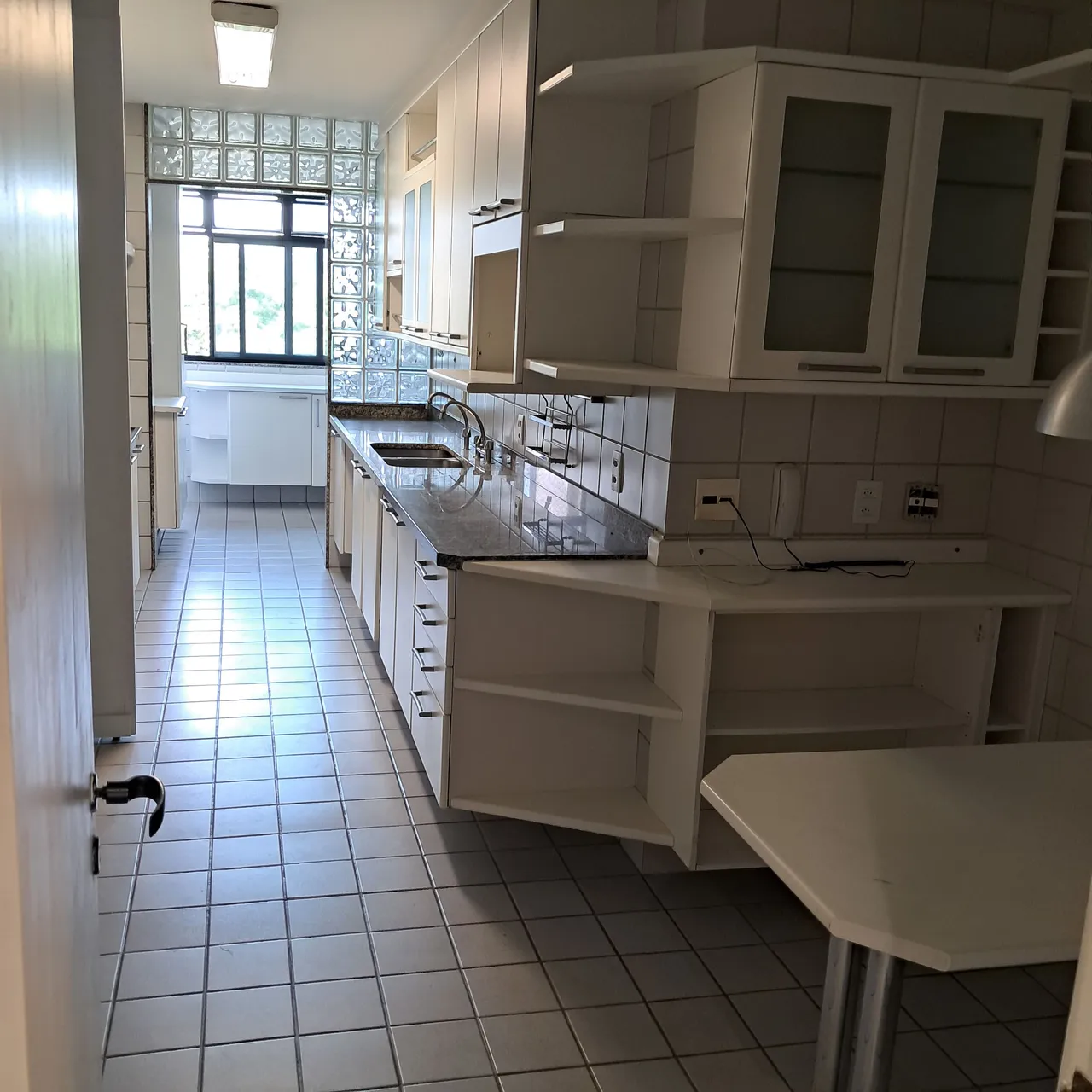 Apartamento mobiliado em condomínio com academia — photo 4