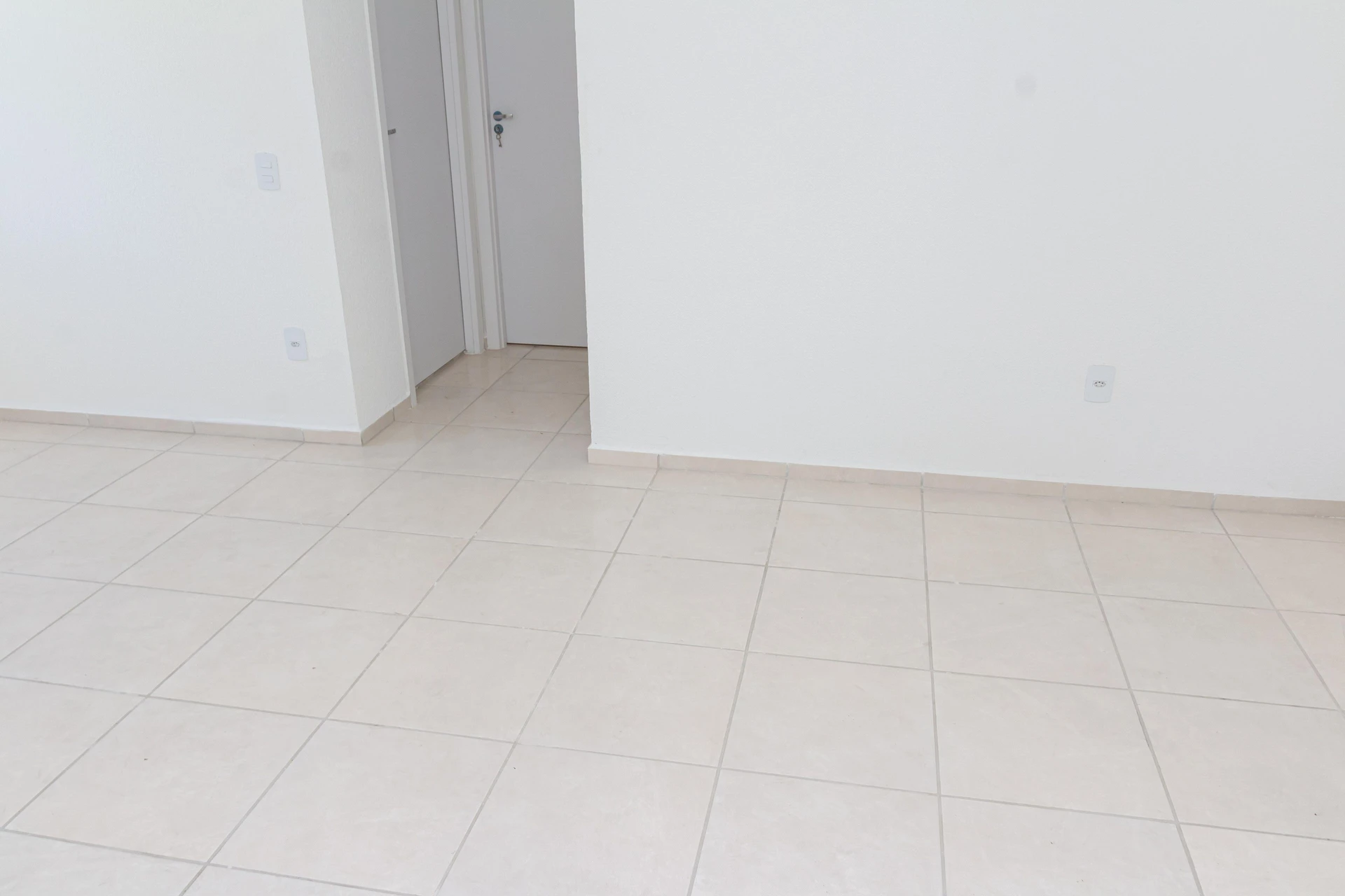2-bedroom apartment in a building with a pool — photo 76