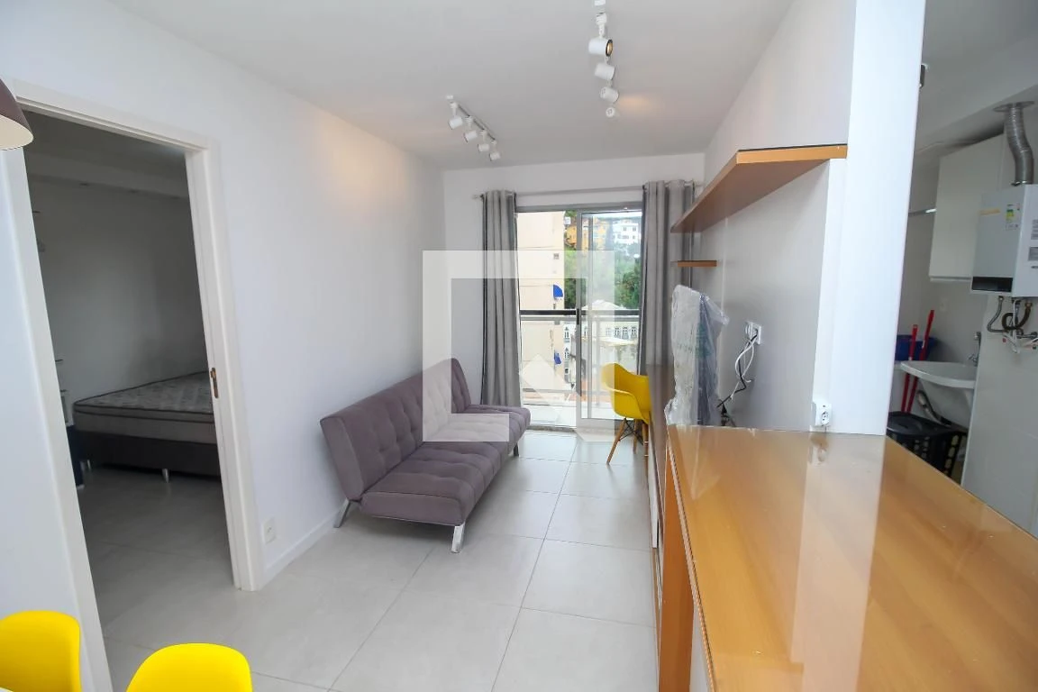 Departamento amueblado, 43 m², con lavadora