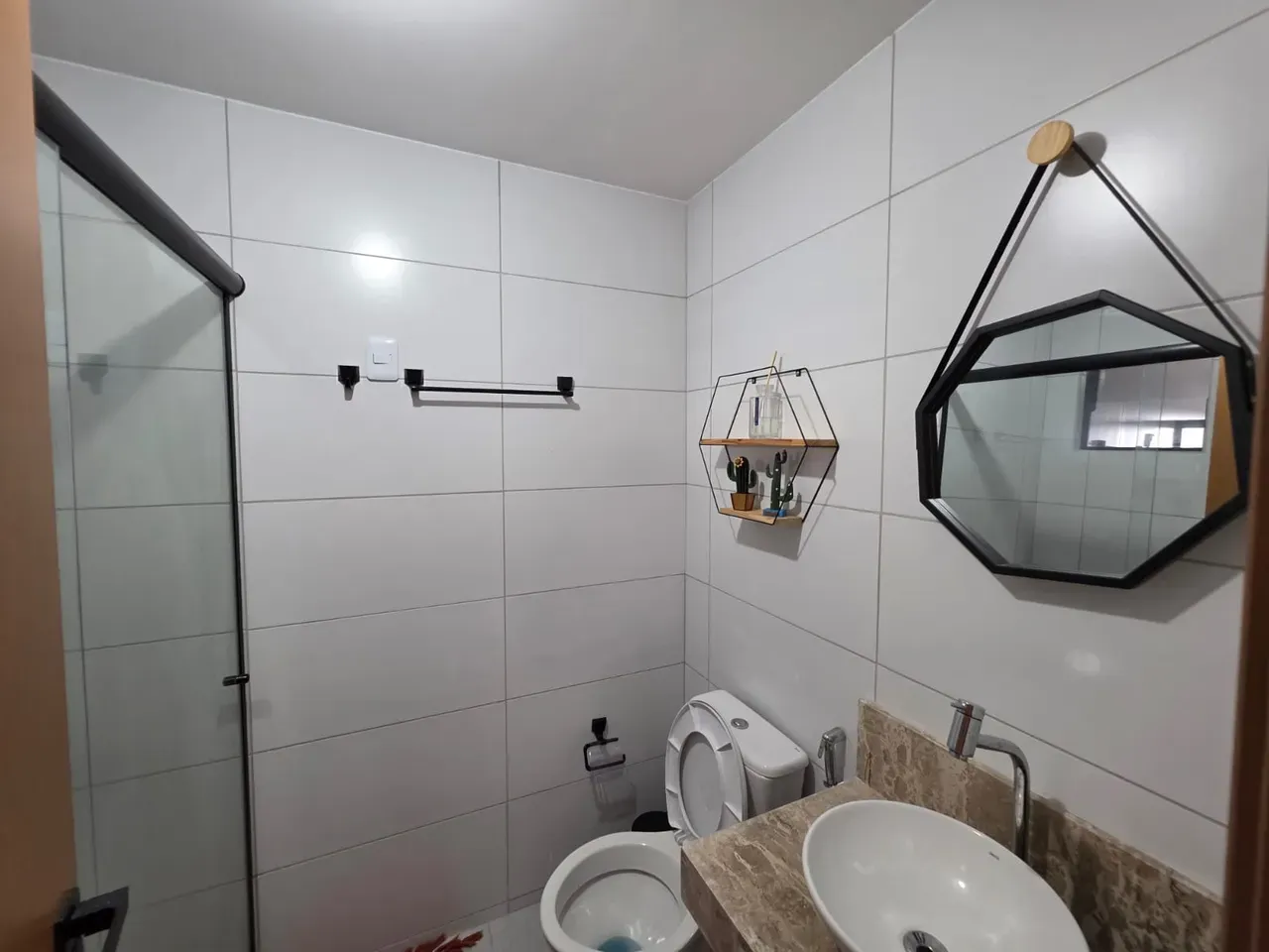 Furnished apartment, 57 m², with a grill on the balcony — photo 9