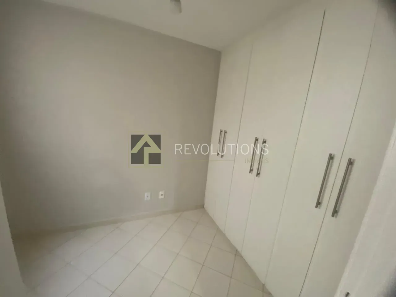 Furnished apartment with 2 bedrooms and 3 bathrooms — photo 21