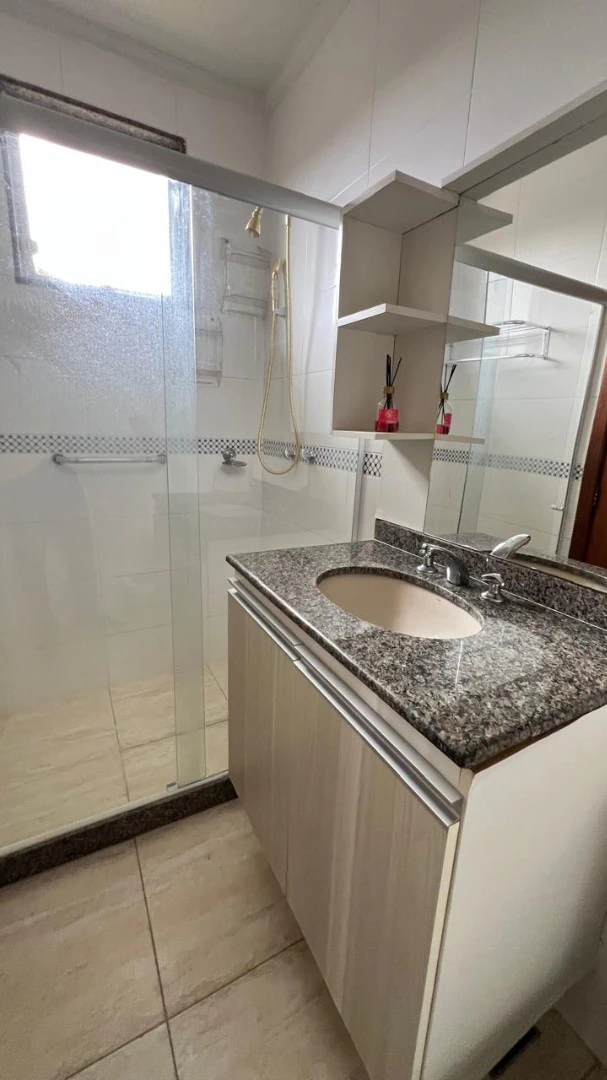 Casa com 6 quartos e jardim privativo com churrasqueira — photo 10
