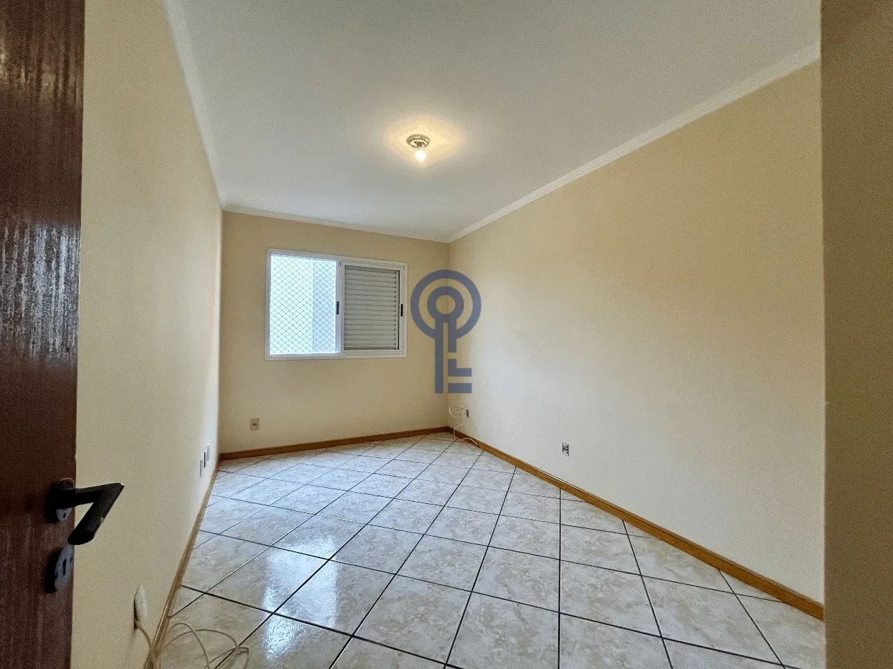 3-bedroom apartment with balcony, 1 en-suite and parking on 2nd — photo 7