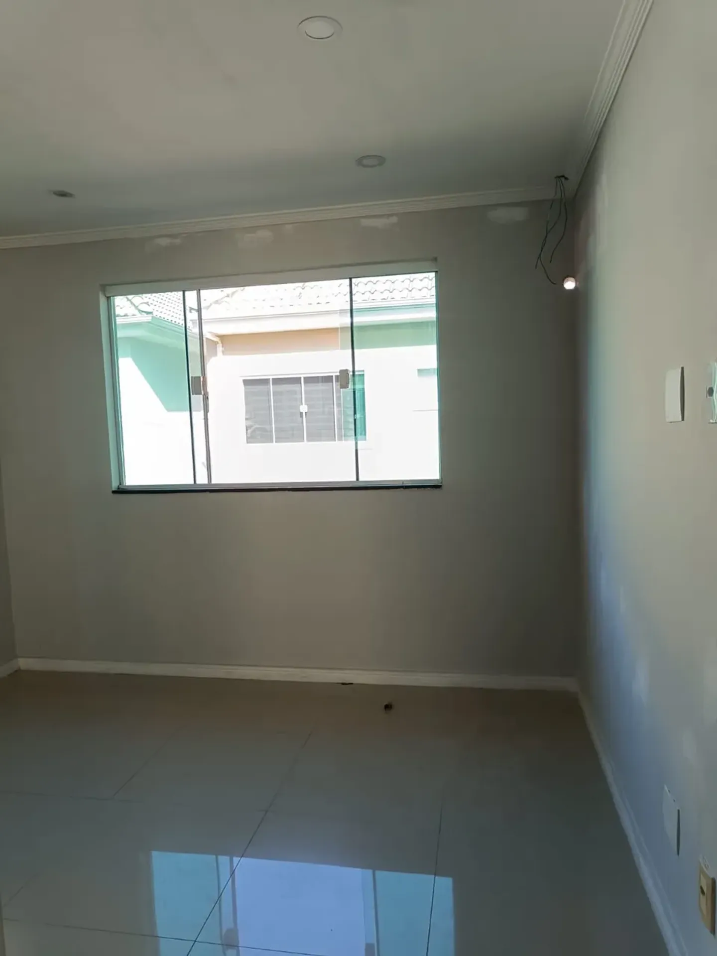 House with 4 bedrooms and 5 bathrooms — photo 22
