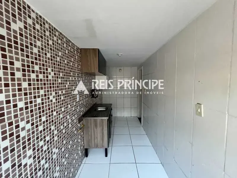 Квартира с 2 спальнями, 1 ванной и 1 парковкой — photo 3