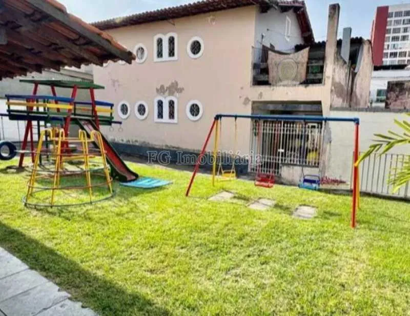 Furnished duplex home with gas stove and 228 m² — photo 25