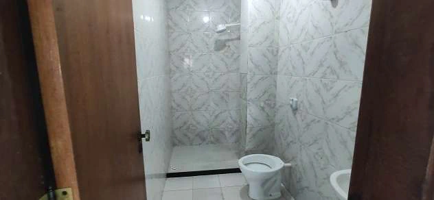 1-bedroom, 1-bath apartment with no parking — photo 6
