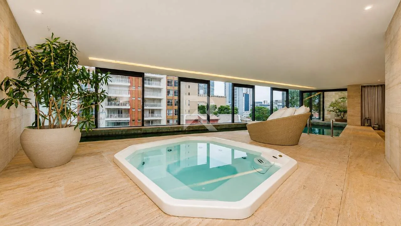 Квартира 230 м²: 3 спальни с ванными и 4 парковки — photo 15