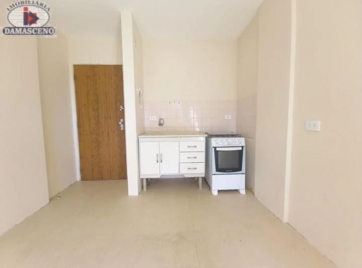 Мебльована квартира 35 м² з куточком кухні на газі — photo 2