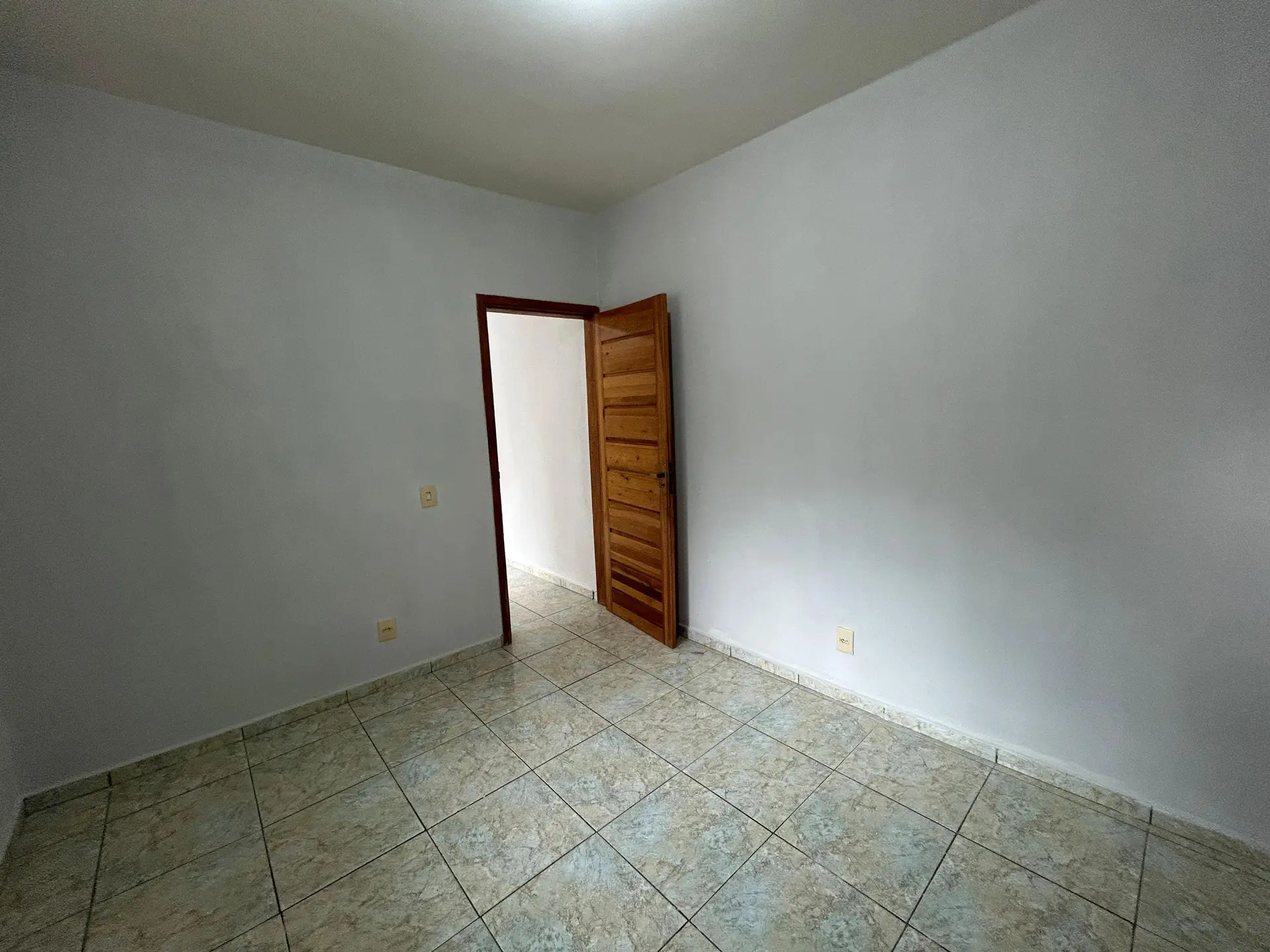 House, 40 m², with a grill on the balcony — photo 22