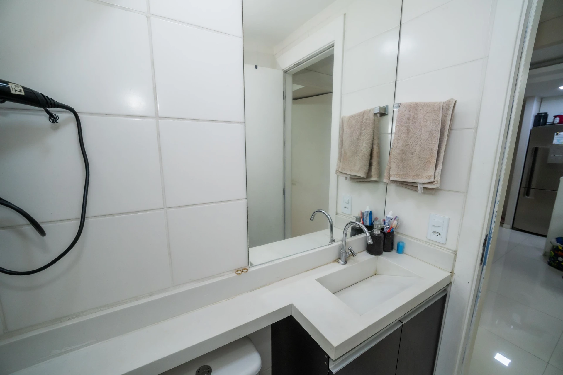 Furnished apartment, 48 m², with a grill on the balcony — photo 43