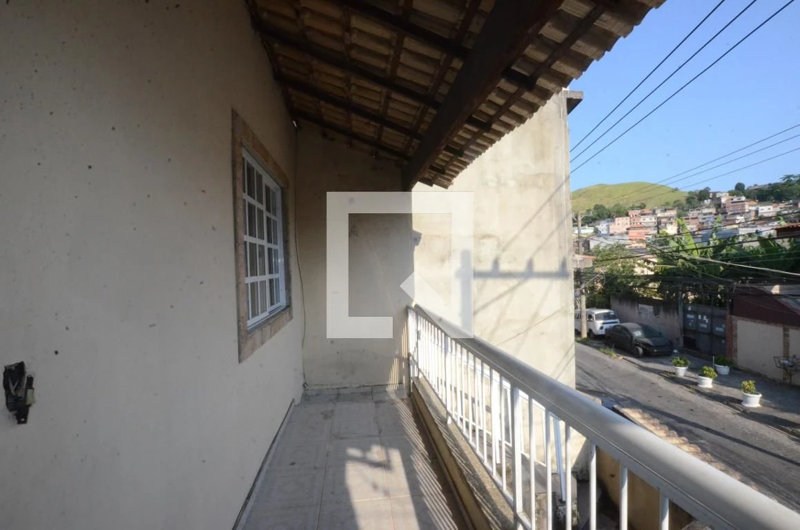 Rental apartment with 2 bedrooms and a balcony — photo 3