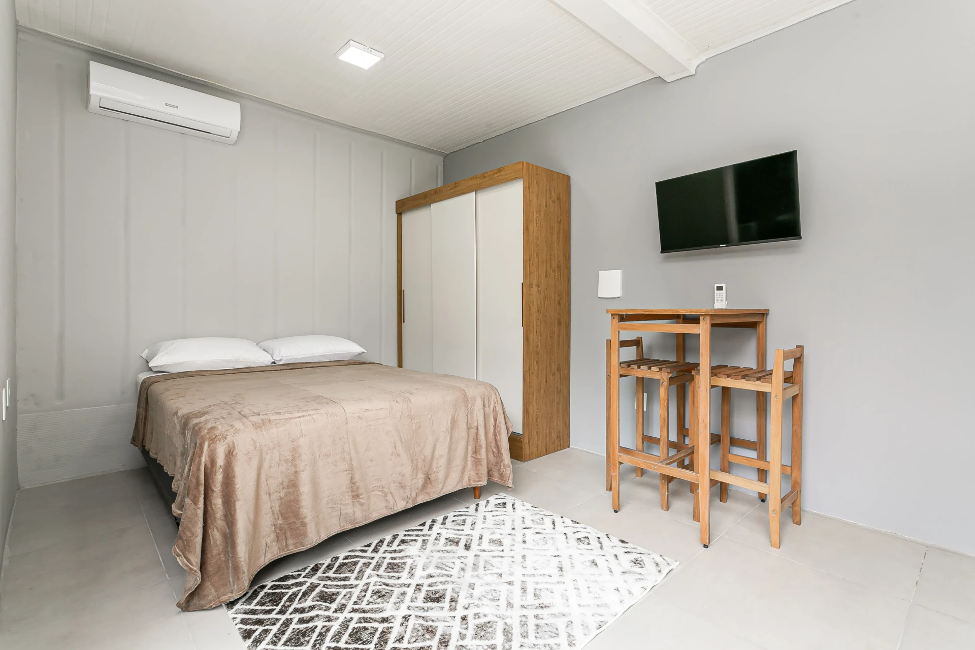 Studio mobiliado de 20 m² com 1 quarto e cozinha compacta — photo 7