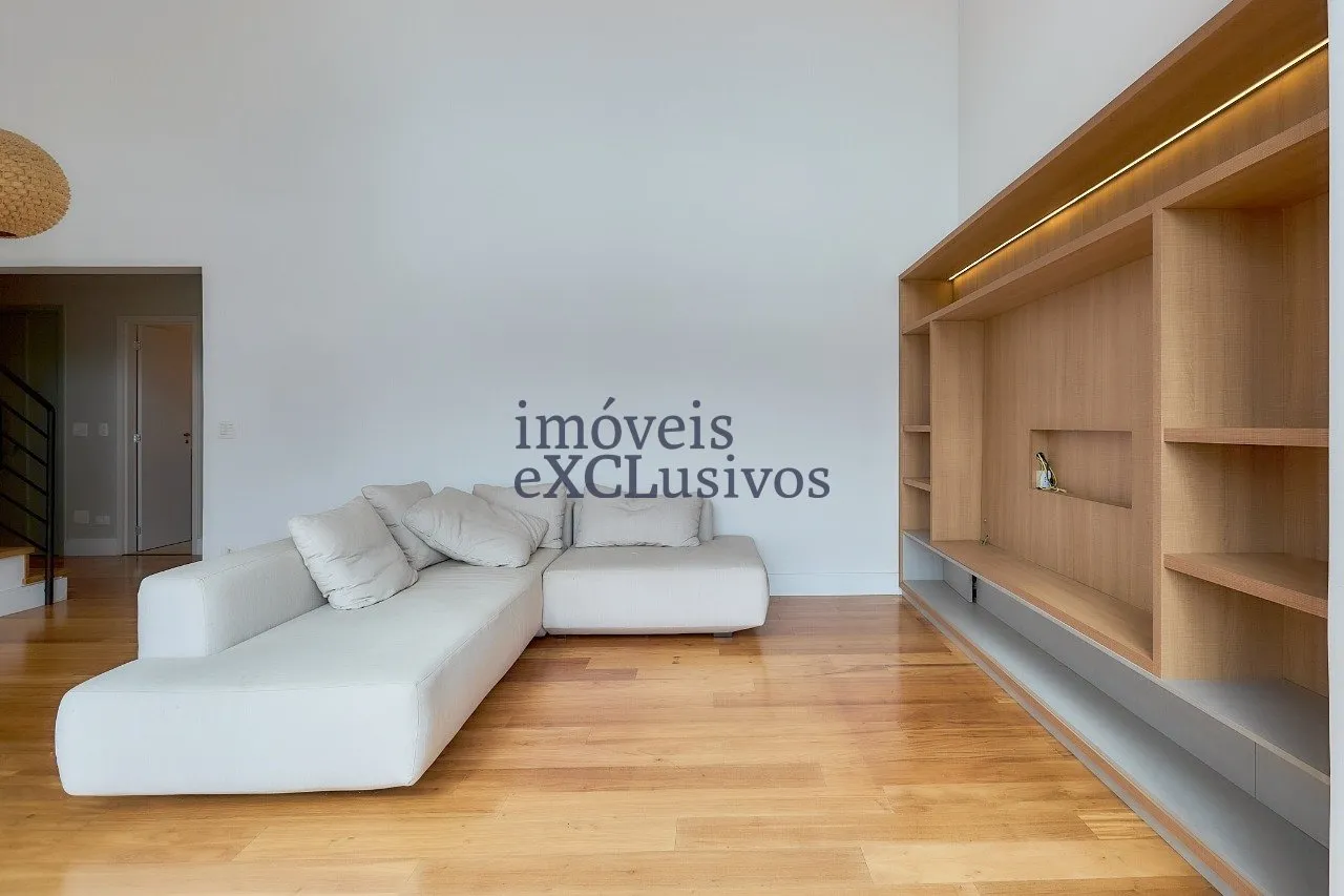 298 m² apartment with 4 bedrooms and laundry area — photo 9