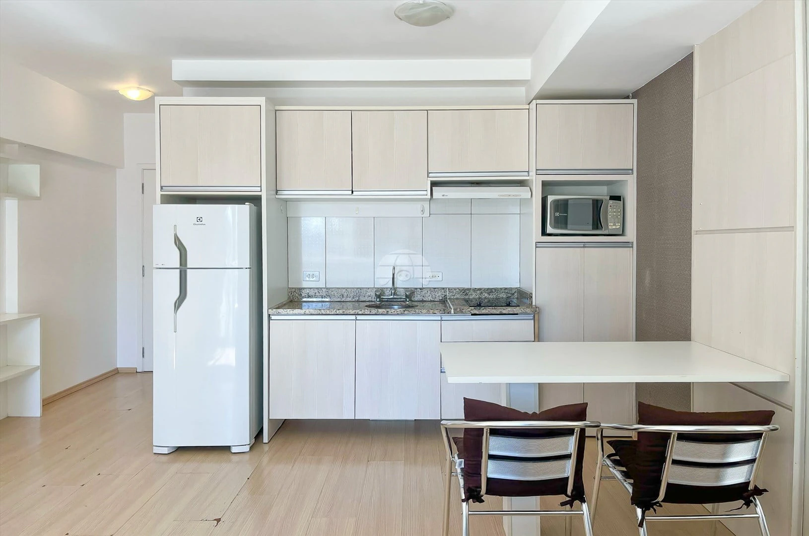 Студия 33 м² с кухней открытой планировки и 1 ванной — photo 7