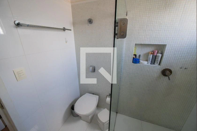 2-bedroom apartment with a home office — photo 29