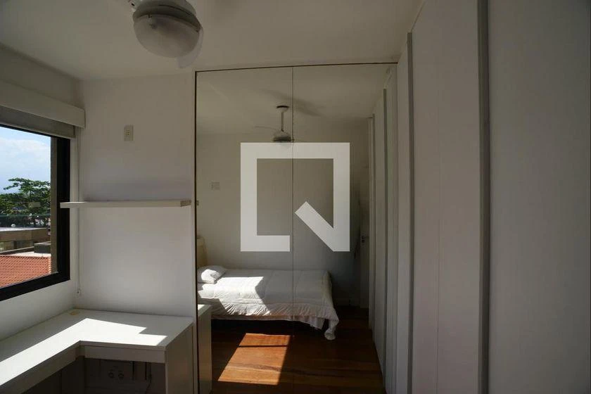 Furnished 4-bedroom apartment 145 m² with 2 parking spots — photo 12
