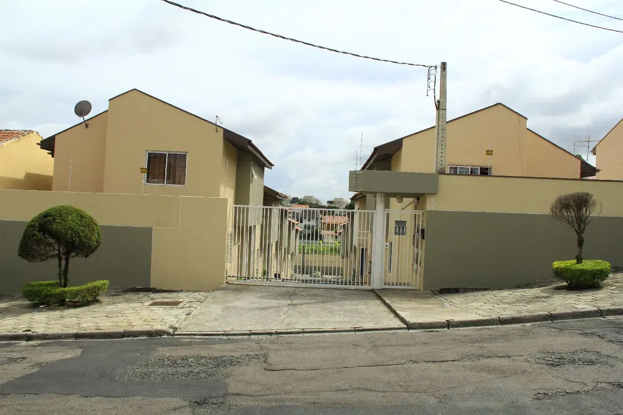 House with 3 bedrooms, 1 en-suite, private garden — photo 22