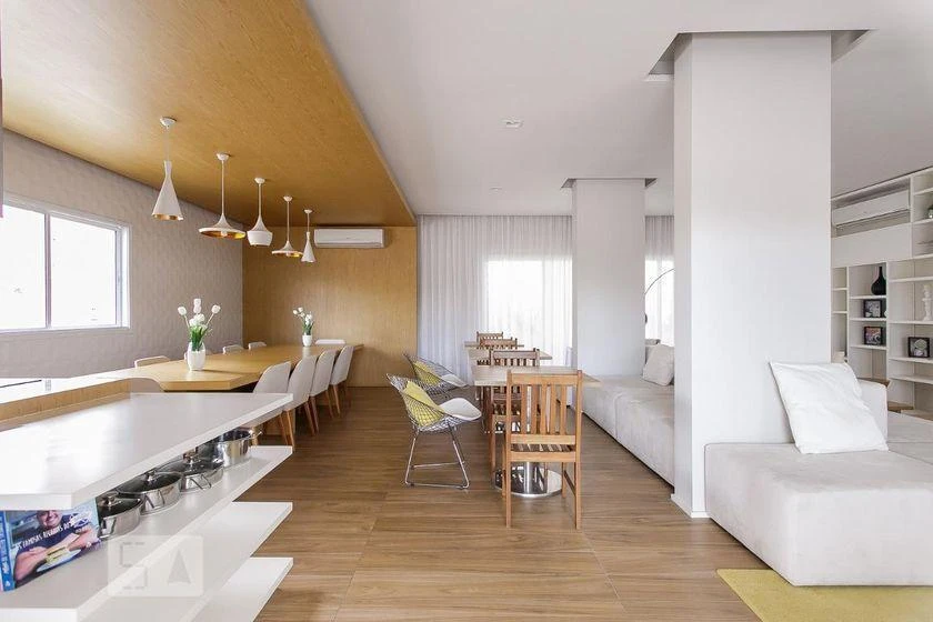 Furnished apartment, 80 m², with a water view — photo 2