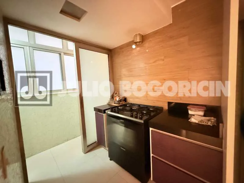 Apartamento de 4 quartos com 195 m² e cozinha americana — photo 37