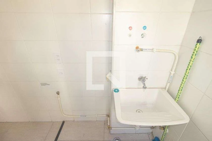 Apartamento de 2 quartos com cozinha compacta e 1 vaga — photo 2