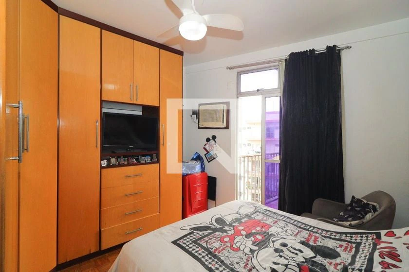 Apartamento de 3 dormitorios, 80 m² y balcón — photo 8