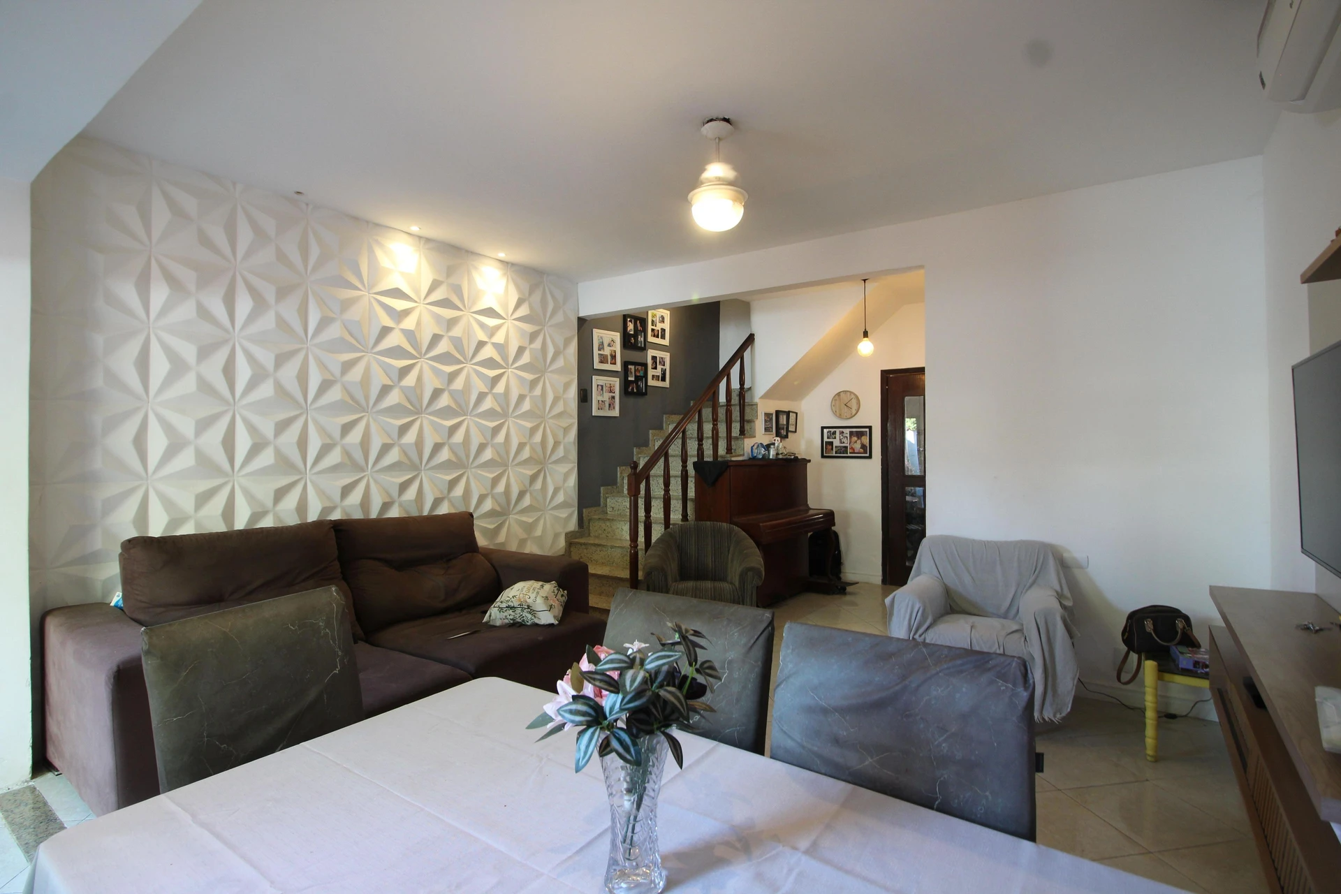 Furnished house with 3 bedrooms, private yard and 1 parking spot — photo 16