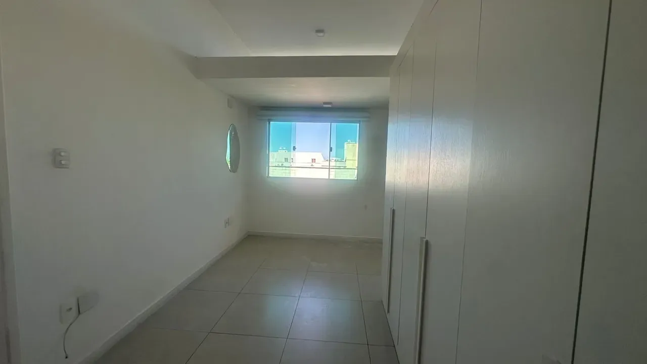 Apartment with 3 bedrooms and 5 bathrooms, 2 parking spots — photo 41