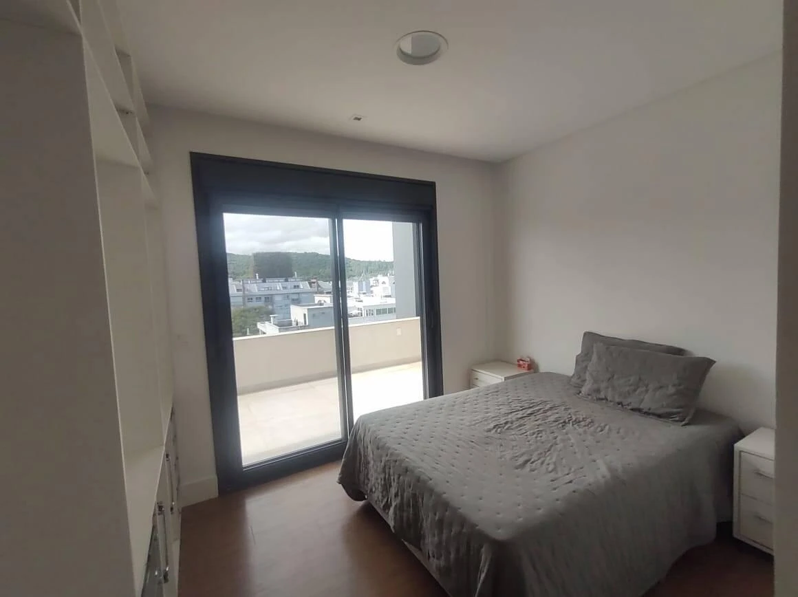 Departamento de 4 dormitorios con ventanales de piso a techo — photo 20