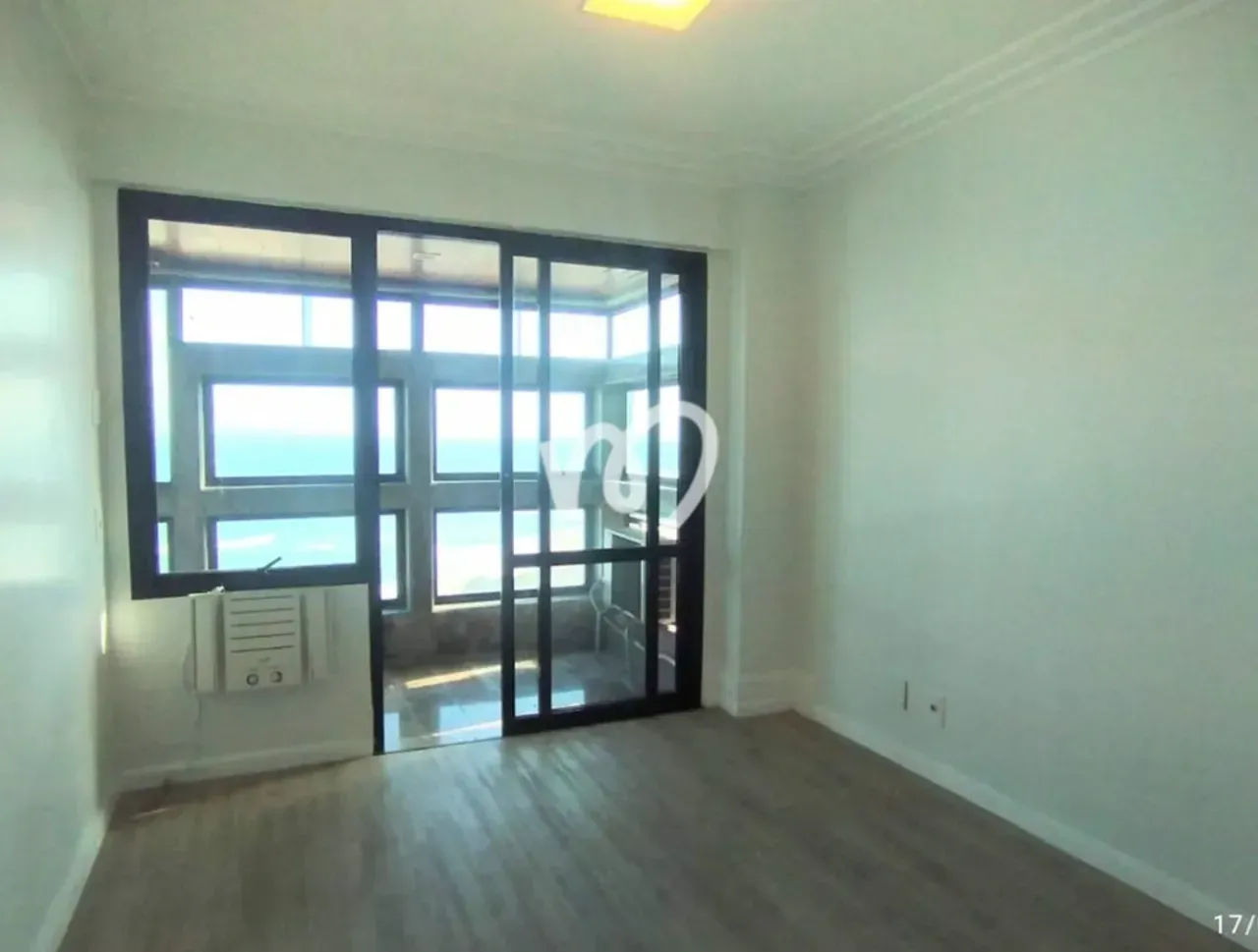 Unfurnished apartment for rent with 4 bedrooms and 313 m² — photo 8