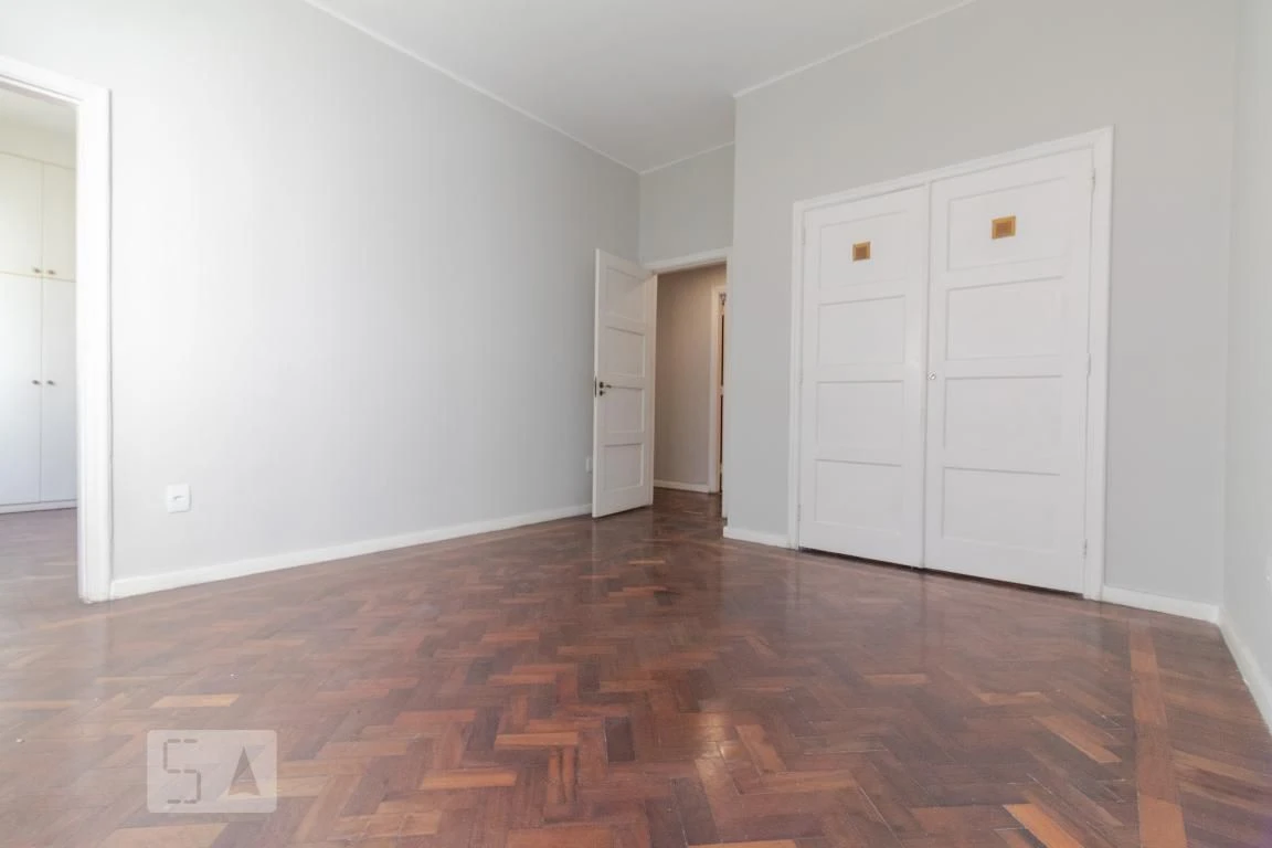 Apartment, 200 m², with a bathtub — photo 18
