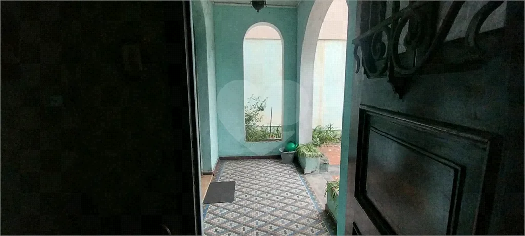 House with 5 bedrooms 3 bathrooms and 5 parking spots — photo 4