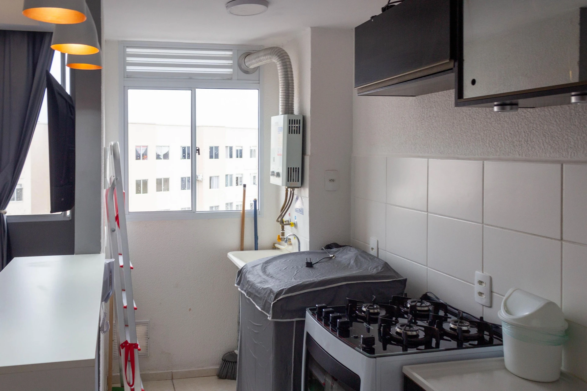 42 m² apartment with a home office and a washing machine — photo 14