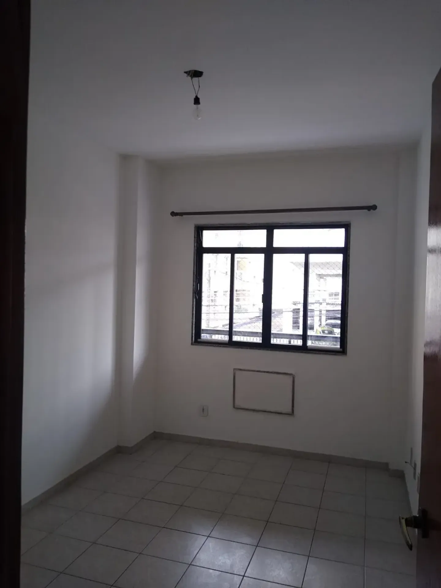 3-bedroom apartment, 1 with its own bathroom, 99 m² — photo 13