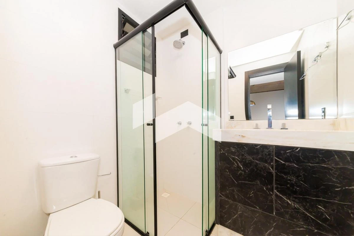 One-bedroom apartment with a washing machine in Curitiba — photo 4